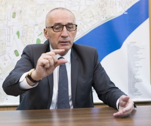 Politică de weekend/ Marius Stan, INVITAT de onoare la ziua senatorului PSD Gheorghe Saghian