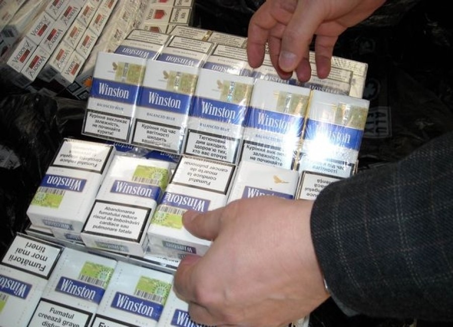 2.515 pachete de ţigări confiscate / Contrabandist la 73 de ani 