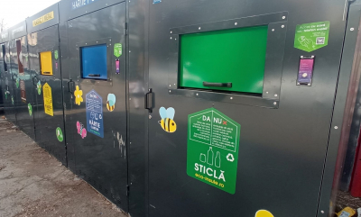 A început distribuirea cardurilor de acces la pubelele inteligente