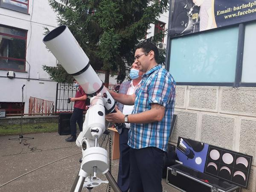 Observaţii la Tg. Bujor, cu cel mai mare telescop solar din România