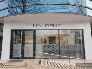 Unident Center, o clinică premium dotată cu tehnologii dentare de ultimă generaţie, s-a deschis în Galaţi