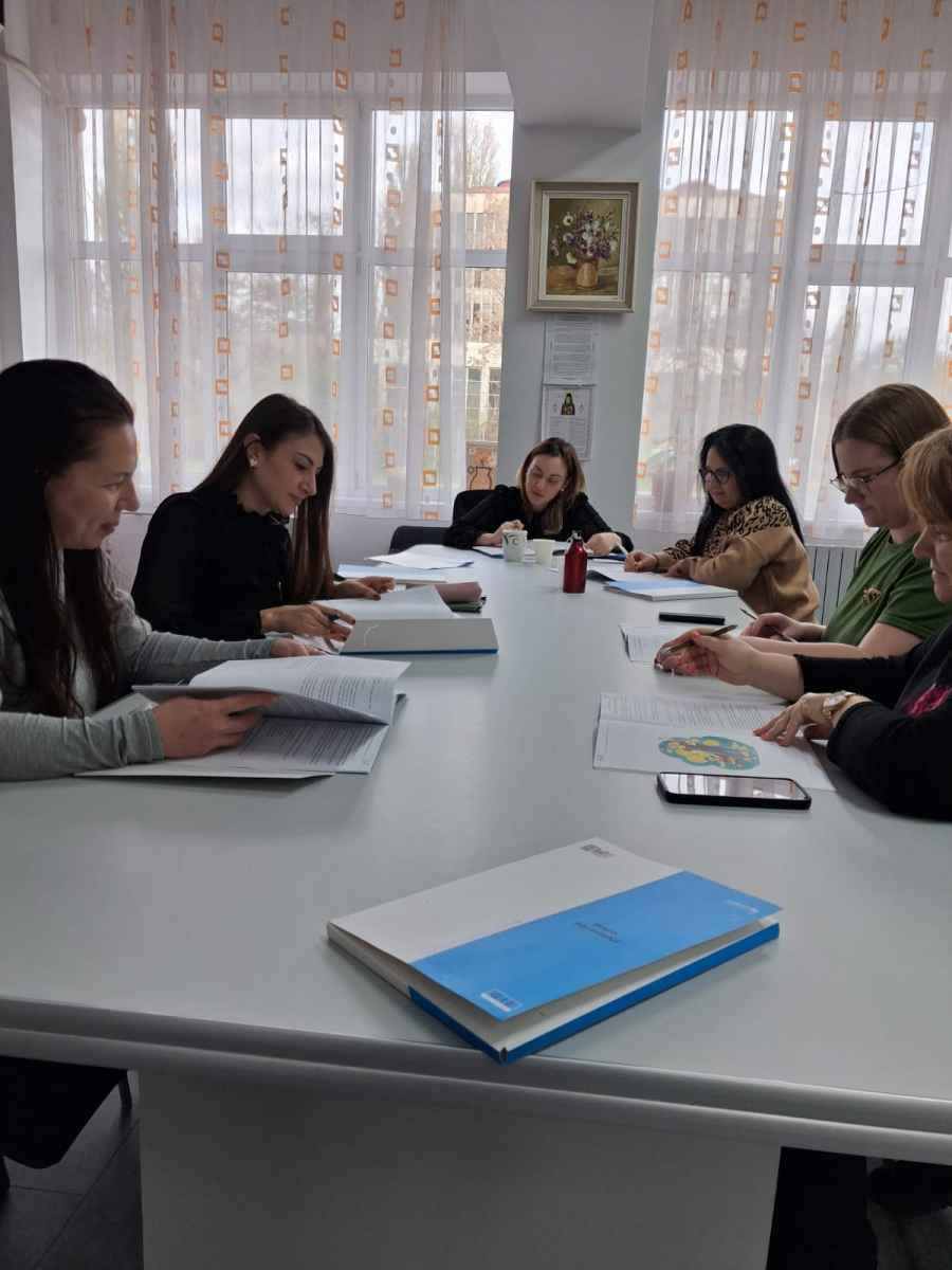 „Parenting apreciativ” cu părinții elevilor de la Școala 7 Galați