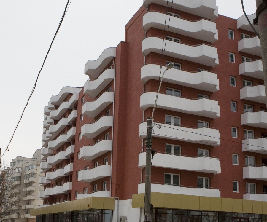 Încă opt locuinţe pentru evacuaţi