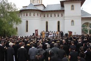 Cuvânt de mângâiere la înmormântare / &quot;O  fiică a Bisericii, vrednică de cinstire&quot;