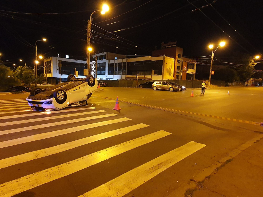 Victimă în urma unei cascadorii în intersecție