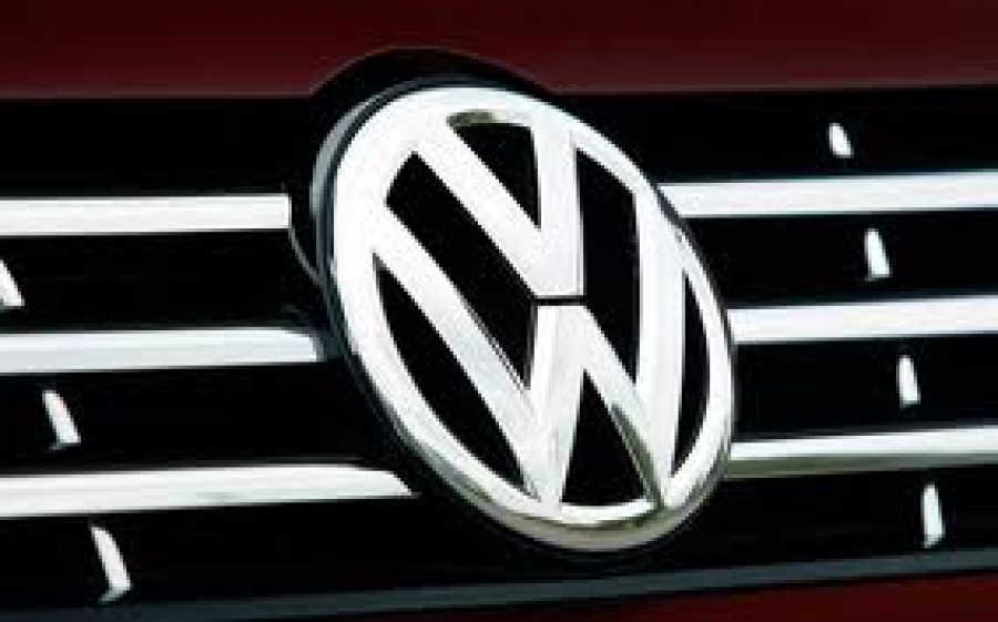 Inspiraţi de modelul Dacia: Nemţii de la Volkswagen pregătesc un automobil ieftin