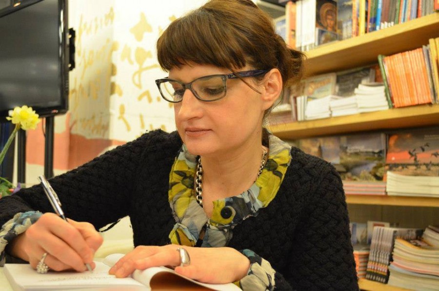 Irina Pavlovici, despre viaţa românilor de peste hotare: „Cu dragoste despre un popor de cuci”