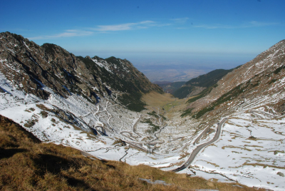 Se închide circulaţia pe Transfăgărăşan şi Transalpina