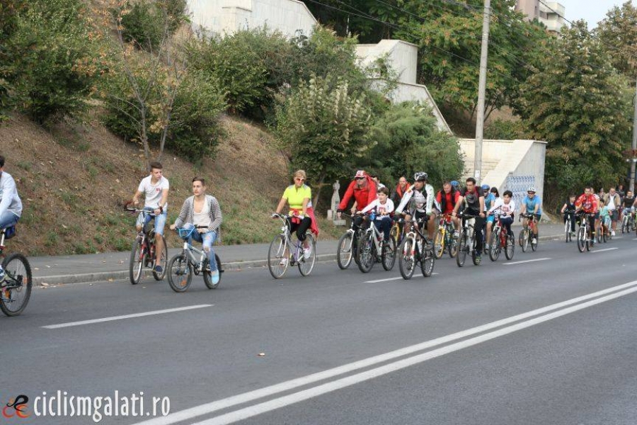 "Marea bicicleală de toamnă", la Galaţi, pentru Spitalul Copiilor