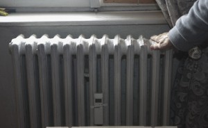 O săptămână de FRIG a trecut, alta începe. Autorităţile gălăţene nu au găsit nicio SOLUŢIE la problema CĂLDURII