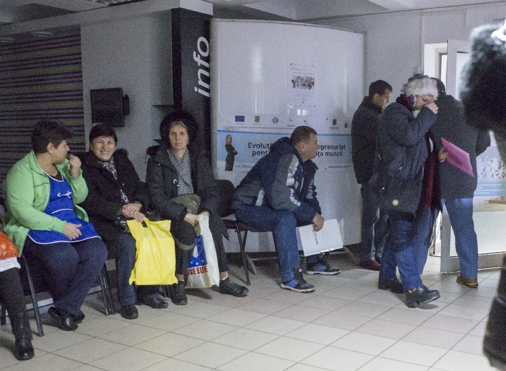 VESTE TRISTĂ pentru ŞOMERII gălăţeni - Puţine şanse de ANGAJARE, la început de an