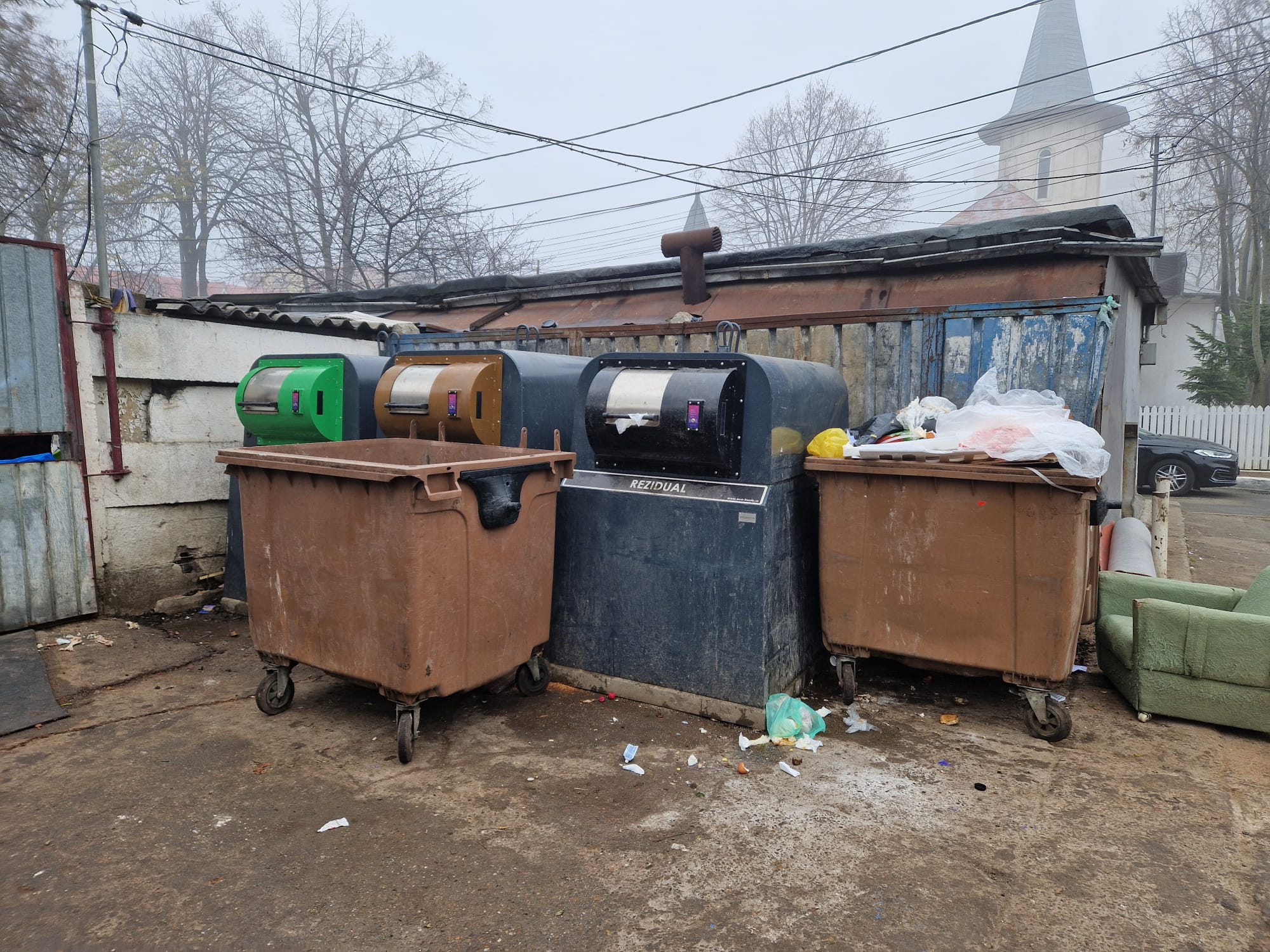 De ce multe dintre pubelele inteligente nu funcţionează