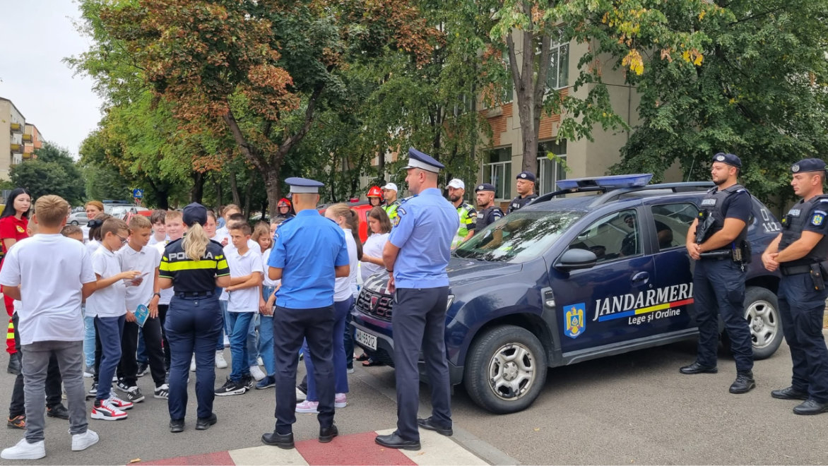 Școlile şi elevii din Galați au nevoie de supraveghere cu poliția
