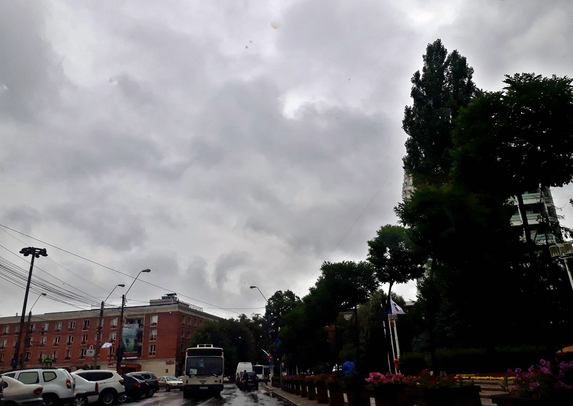 ATENȚIE, se strică vremea! IATĂ cum va fi la Galați în acest WEEKEND