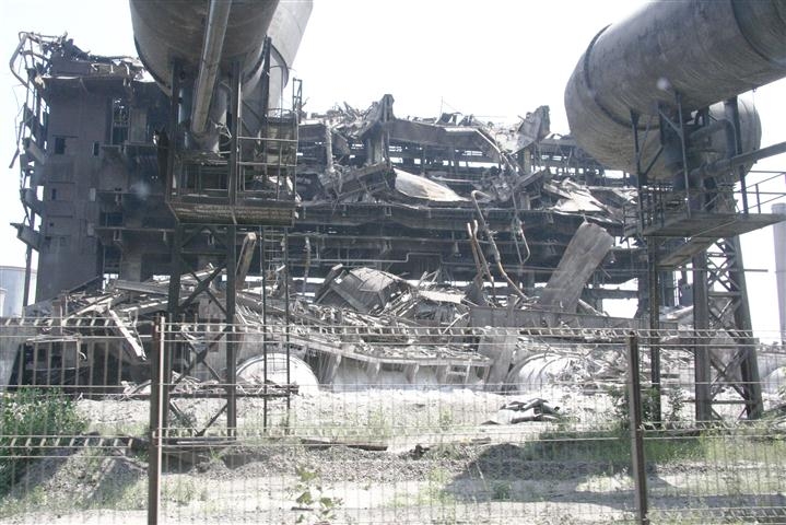 Furnalul 1 şi Oţelăria 2, tăiate şi topite. Combinatul demolează instalaţiile aflate pe linie moartă (VIDEO)