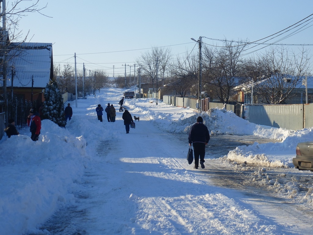 SCHELA, la mâna transformatoarelor şi a zăpezii (FOTO)