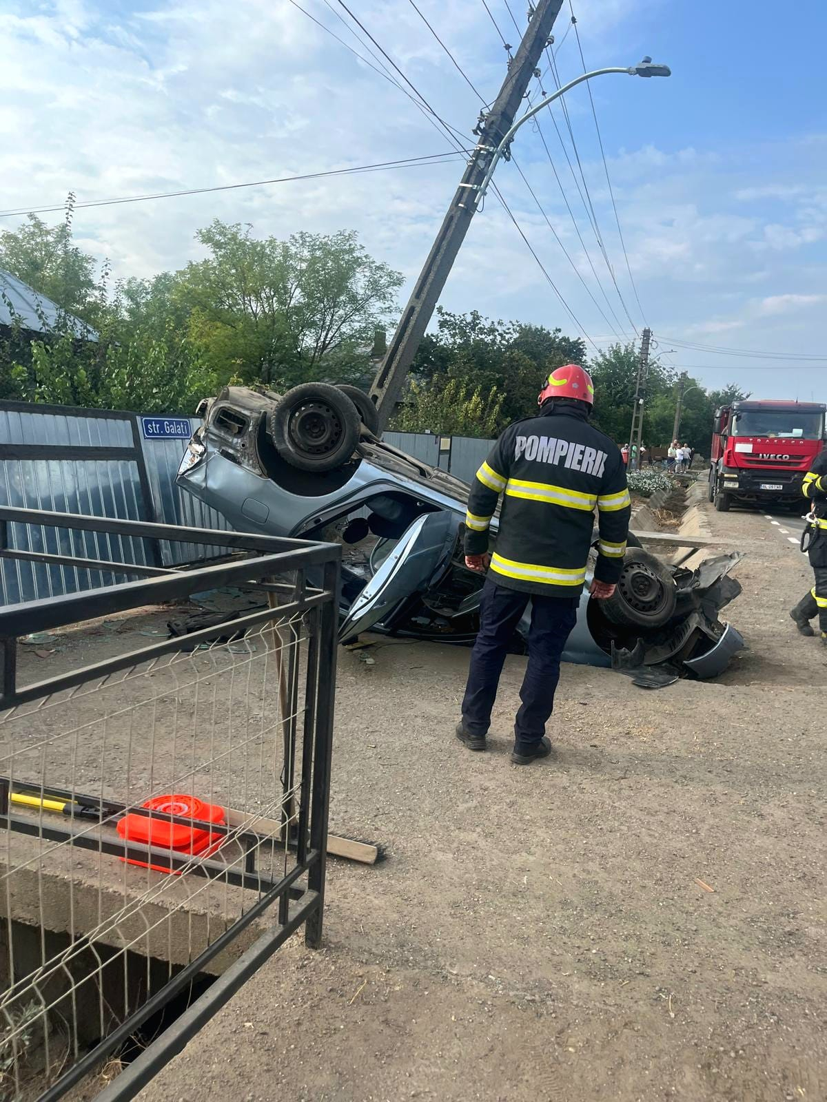 Șofer rănit grav după ce a intrat pe contrasens