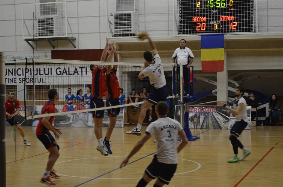 UPDATE: VOLEIBALIŞTII de la Arcada au încheiat turul cu o victorie