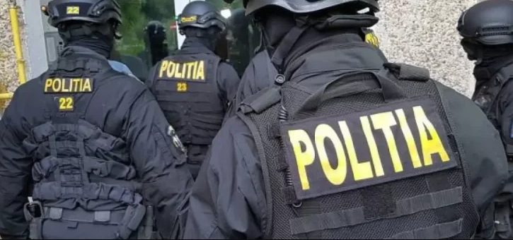 Gălățean împușcat de mascați într-un conflict domestic. A atacat agenții cu un topor