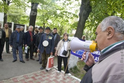 Încăpăţânarea de a striga de foame 