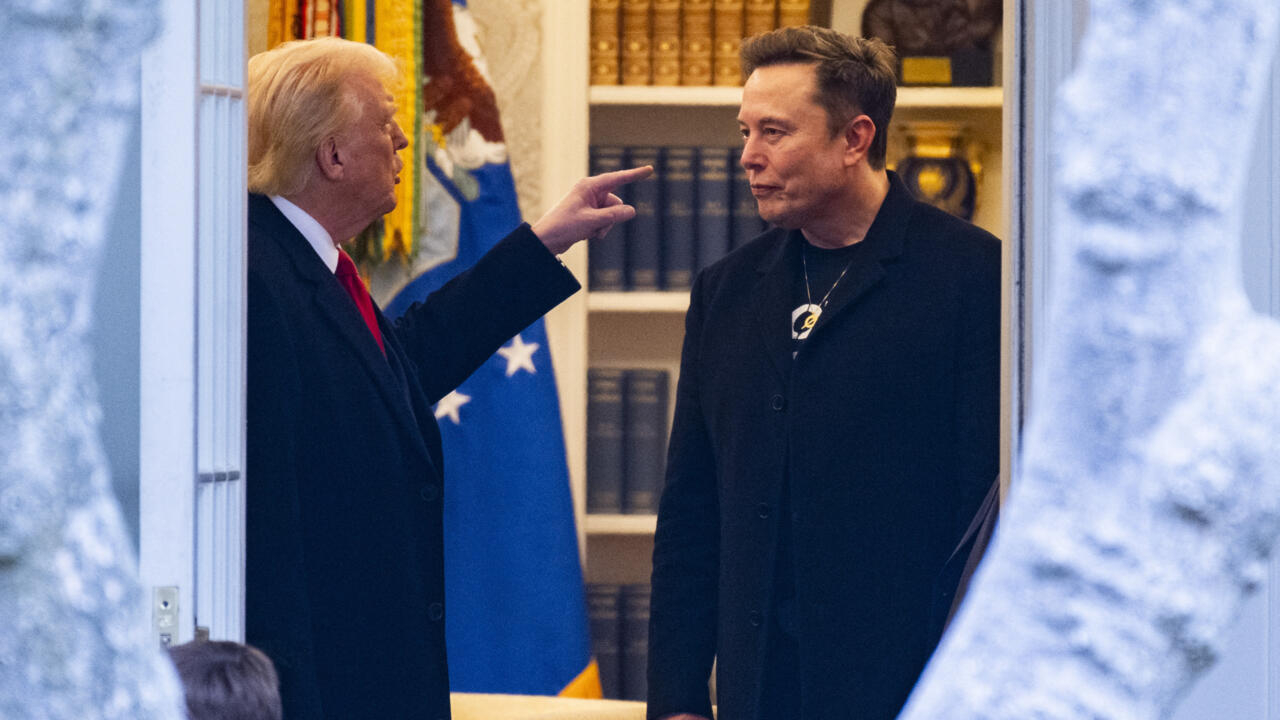 Un consilier al lui Trump cere deportarea lui Musk