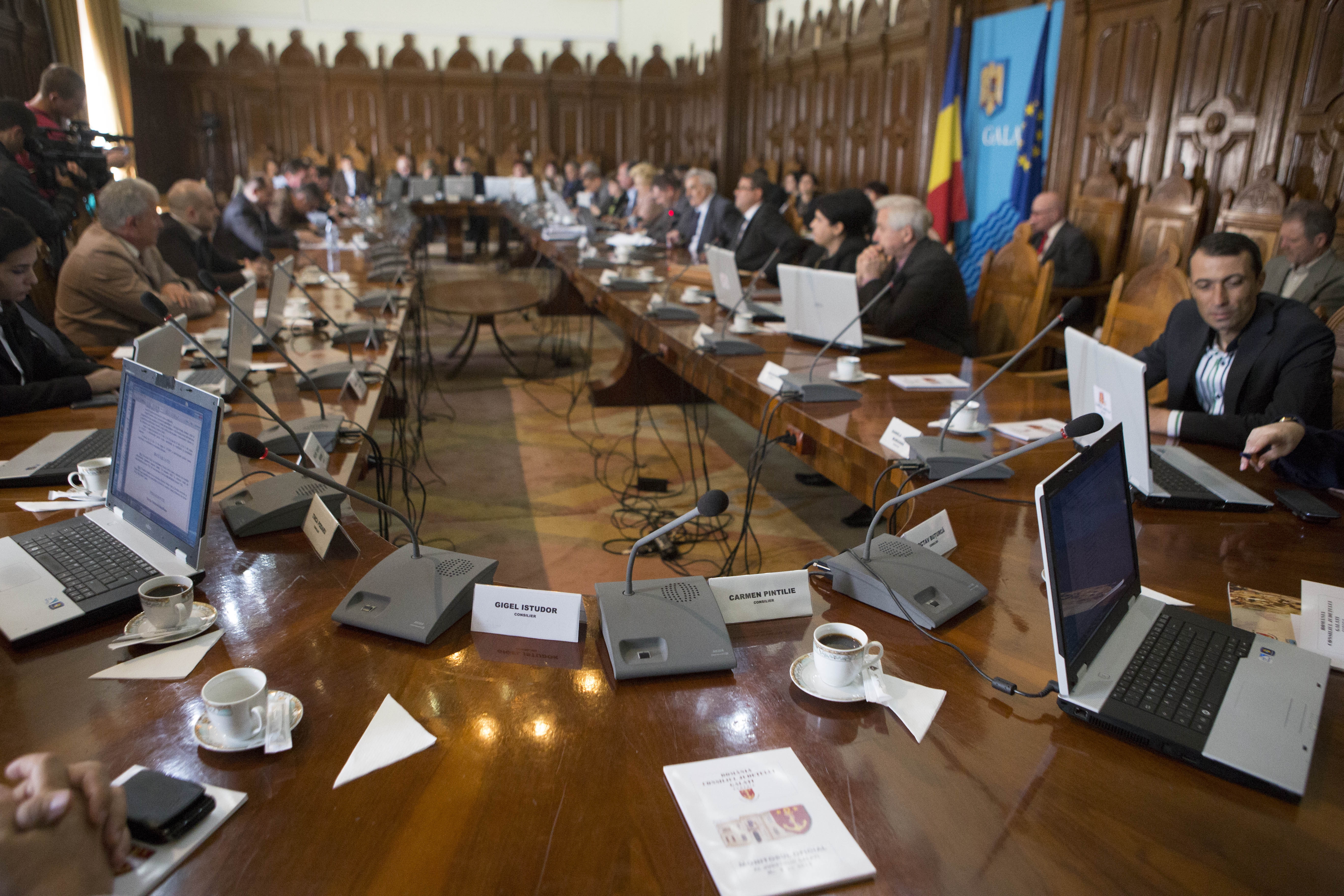 Rectificare bugetară la CJ/ Bani pentru documentaţia tehnică a proiectelor europene