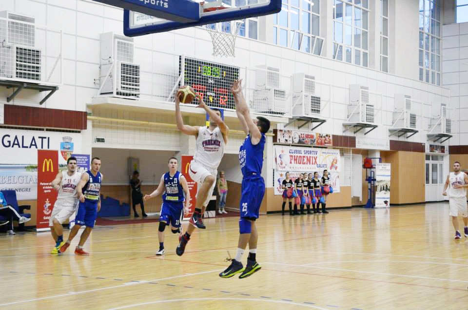 BASCHET/ Phoenix, din nou peste o sută de puncte