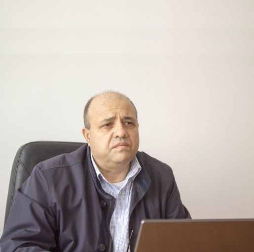 Interviu cu Alexandru Sîntion, director-executiv al APIA Galaţi: "Cine înşeală statul, trei ani nu mai vede subvenţie!"