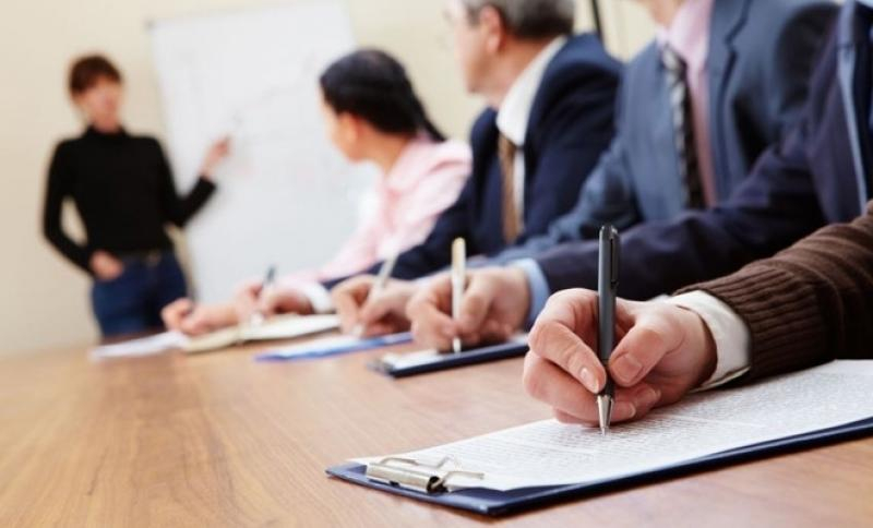 Mediul privat generează noi locuri de muncă