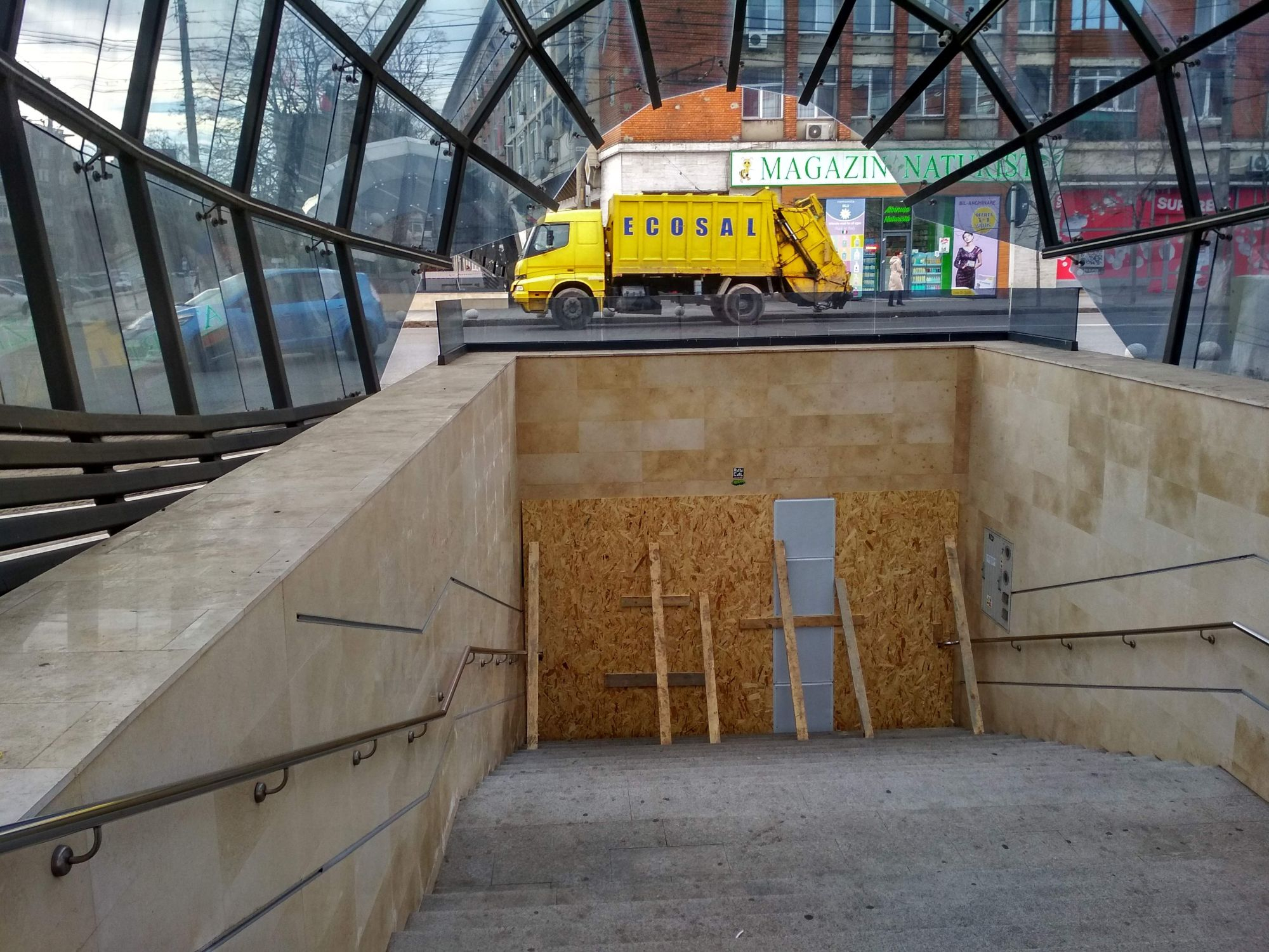 Pasajul „Dunărea” a fost închis