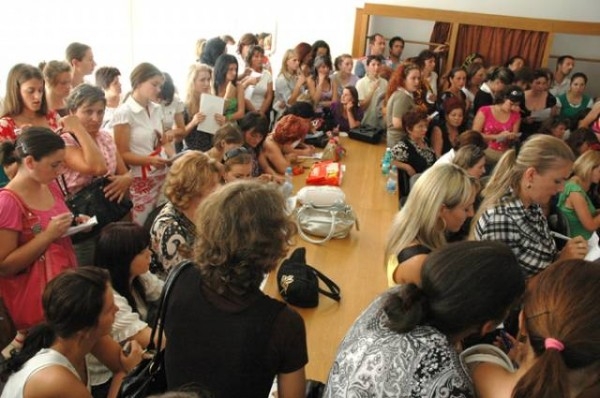 Astăzi se face repartizarea pe post a profesorilor din Galaţi. Află la ce oră ai fost programat 