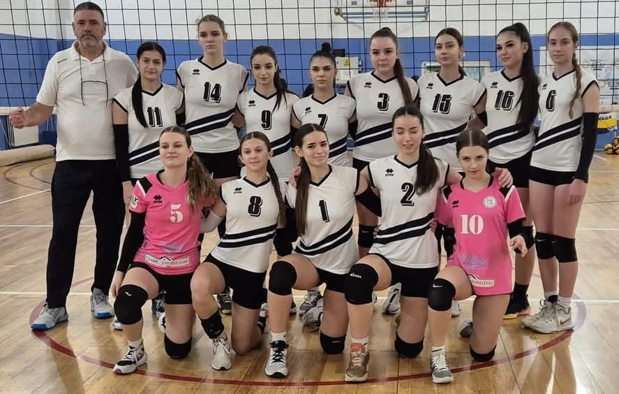 Galațiul are și echipă valoroasă de volei junioare