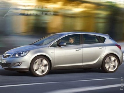 Opel Astra – „Maşina Anului 2010” în România