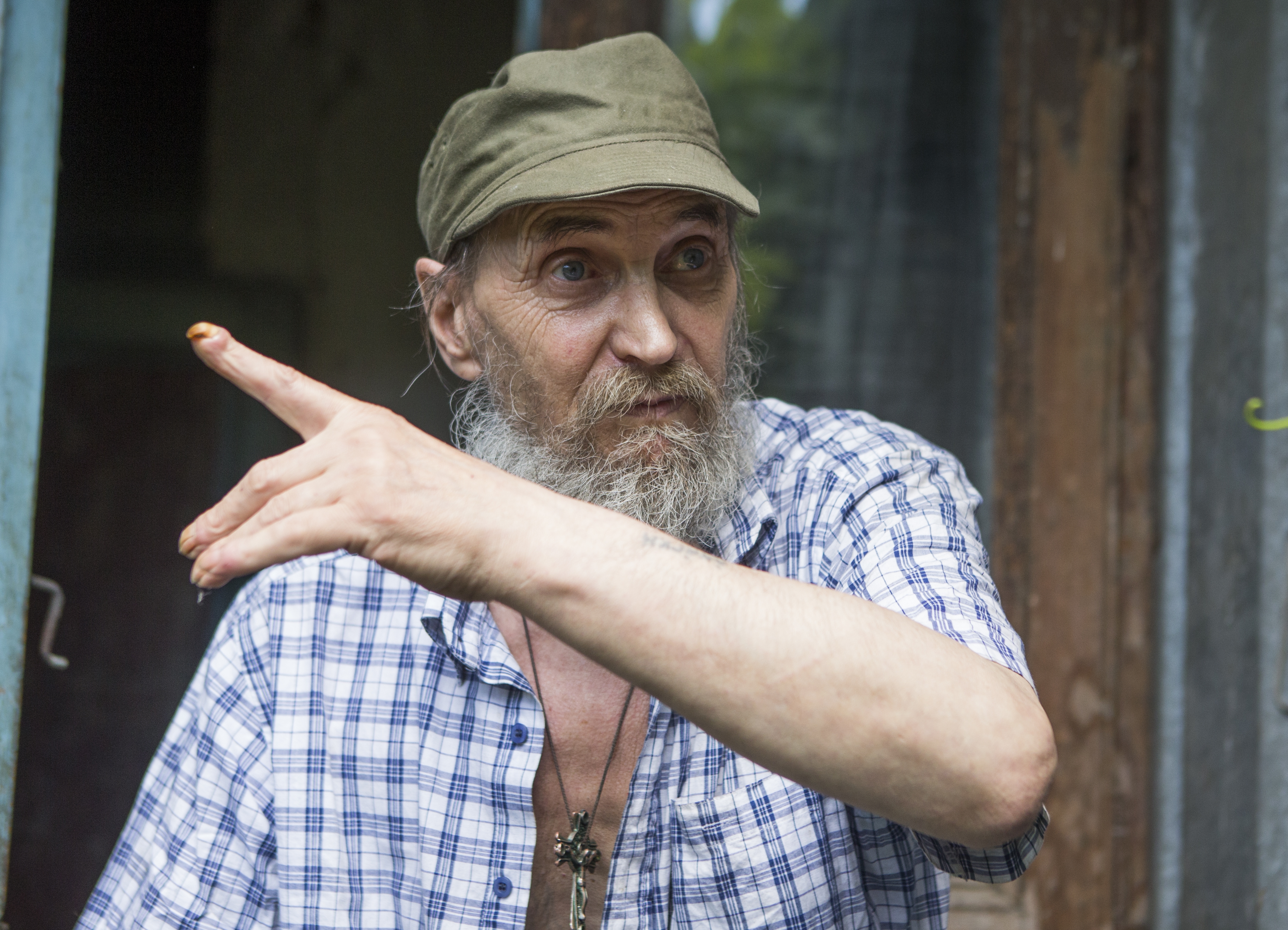 Ajutor pentru bătrânul singur pe lume şi fără vreun venit, de pe Strada Războieni