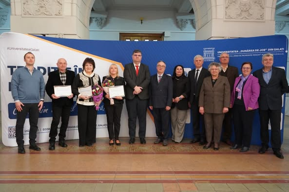 Recunoaştere pentru profesorii seniori