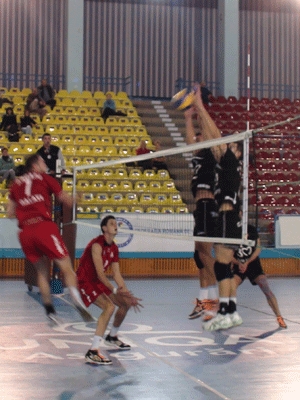 Victorie de senzaţie pentru voleibaliştii de la Arcada Galaţi / "Nu am crezut că vom lua toate punctele"