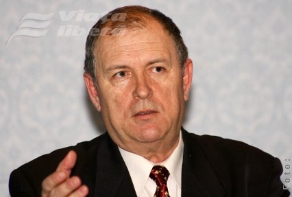 Patronatele dau în judecată Guvernul