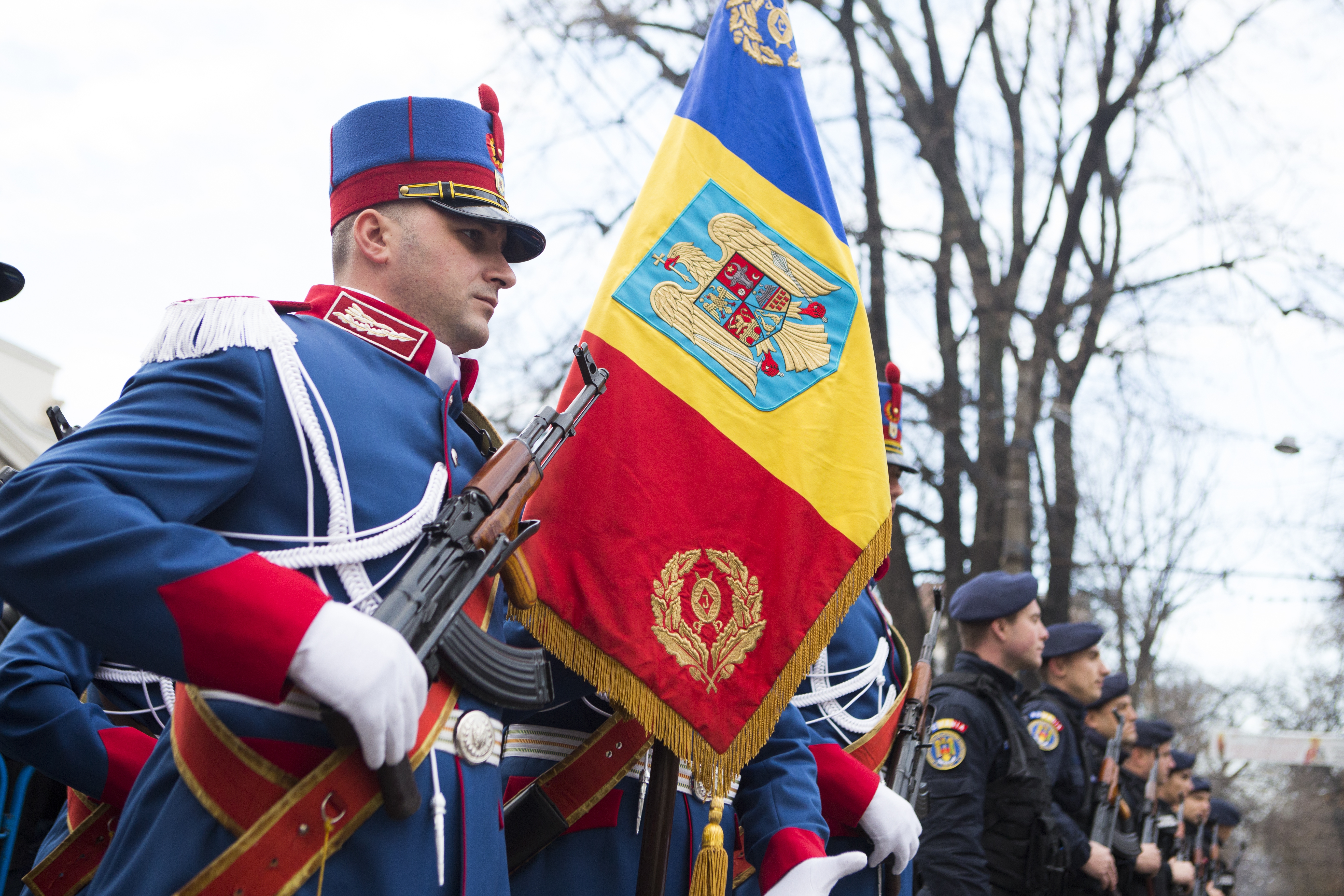 PROGRAMUL MANIFESTĂRILOR GĂLĂŢENE de Ziua Naţională a României