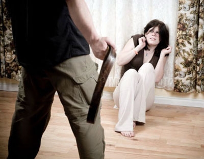 VASLUI: Tinere SNOPITE ÎN BĂTAIE de partenerii de viaţã