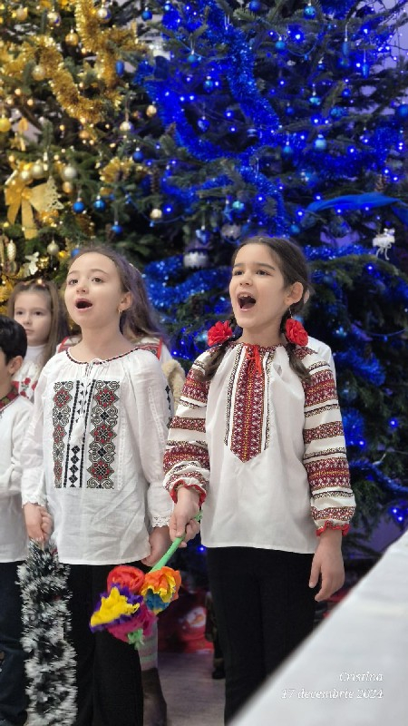 Căutăm spiriduşi ai lui Moş Crăciun, pentru concursul anual de colinde al "Vieţii libere"