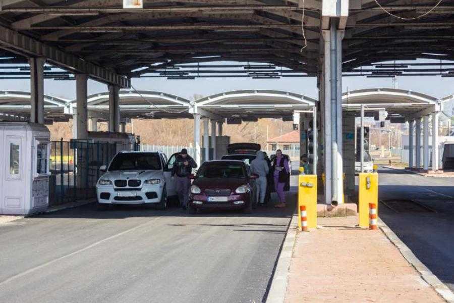 Peste 500 de ucraineni au intrat, de duminică până luni, în Galați