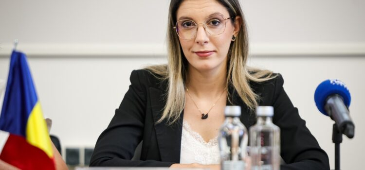 Război cu șezlongurile amplasate fără chirie pe Litoral