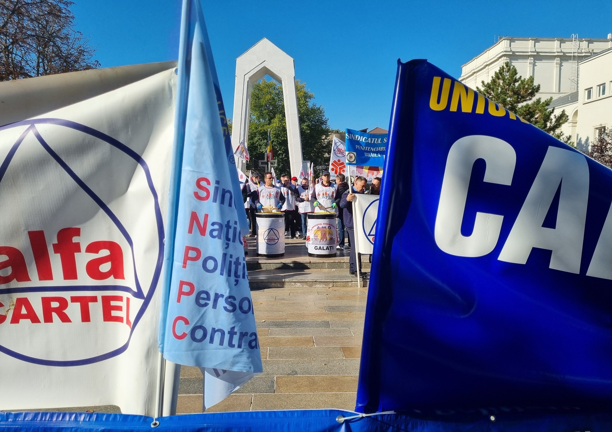 Cartel Alfa cere amânarea negocierilor legii salarizării cu Comisia Europeană