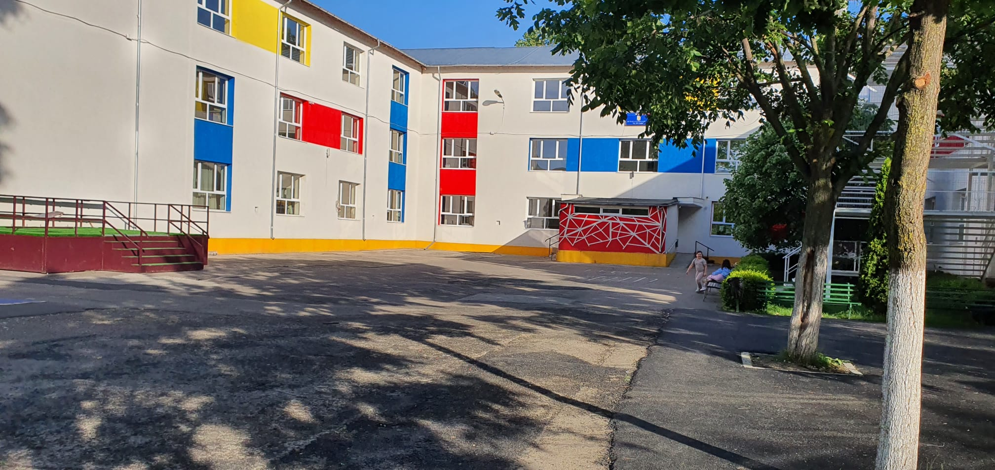 Premii și mențiuni pentru Școala Nr. 29 la Olimpiada de Limba engleză