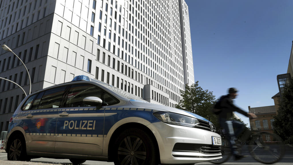 Tun al unei rețele de falsificatori, dejucat de poliție