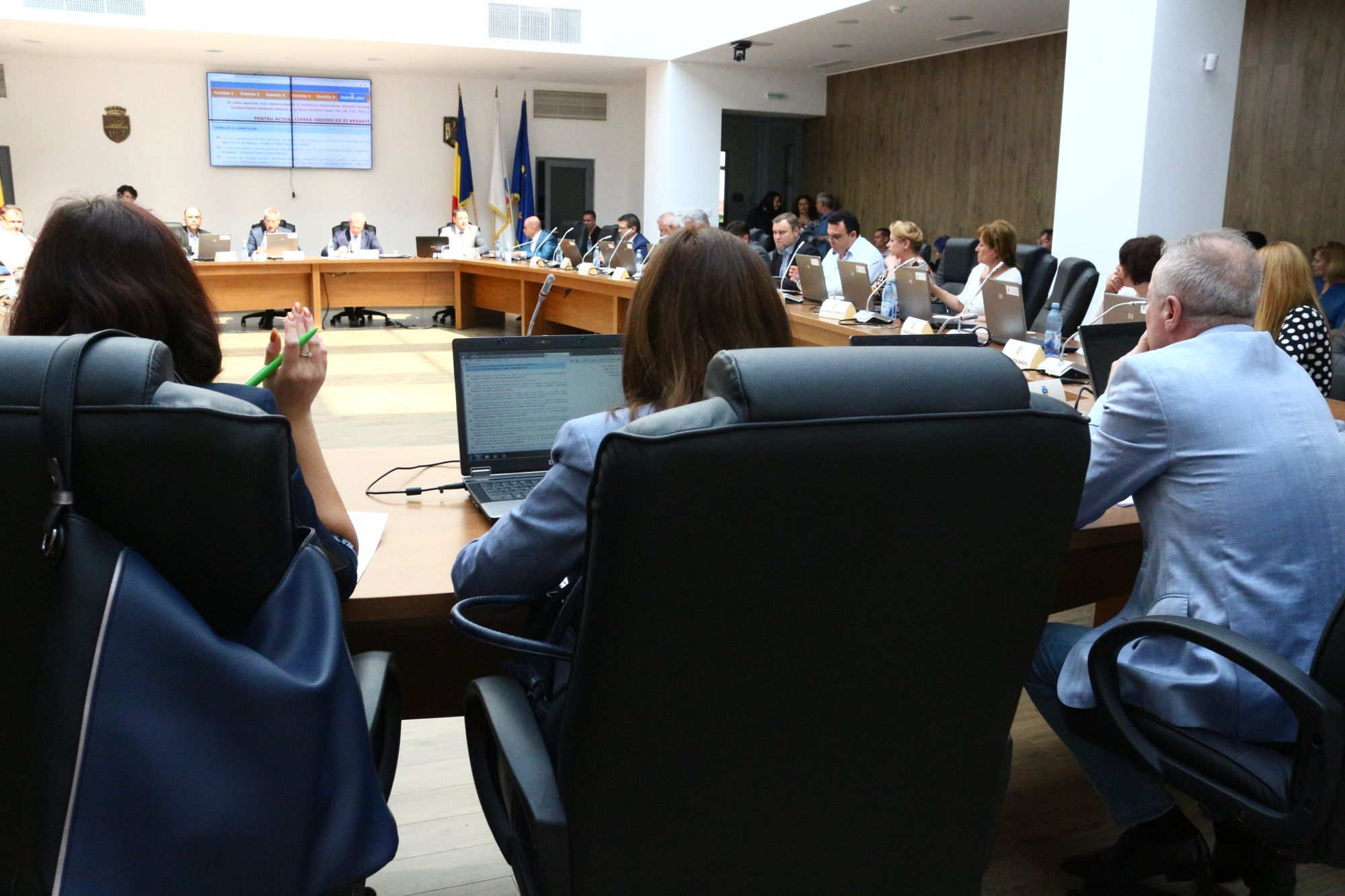 Se majorează tariful de parcare, nu şi preţul la apă şi canalizare