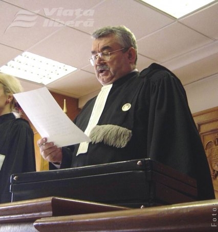 Dreptul la apărare, în pericol