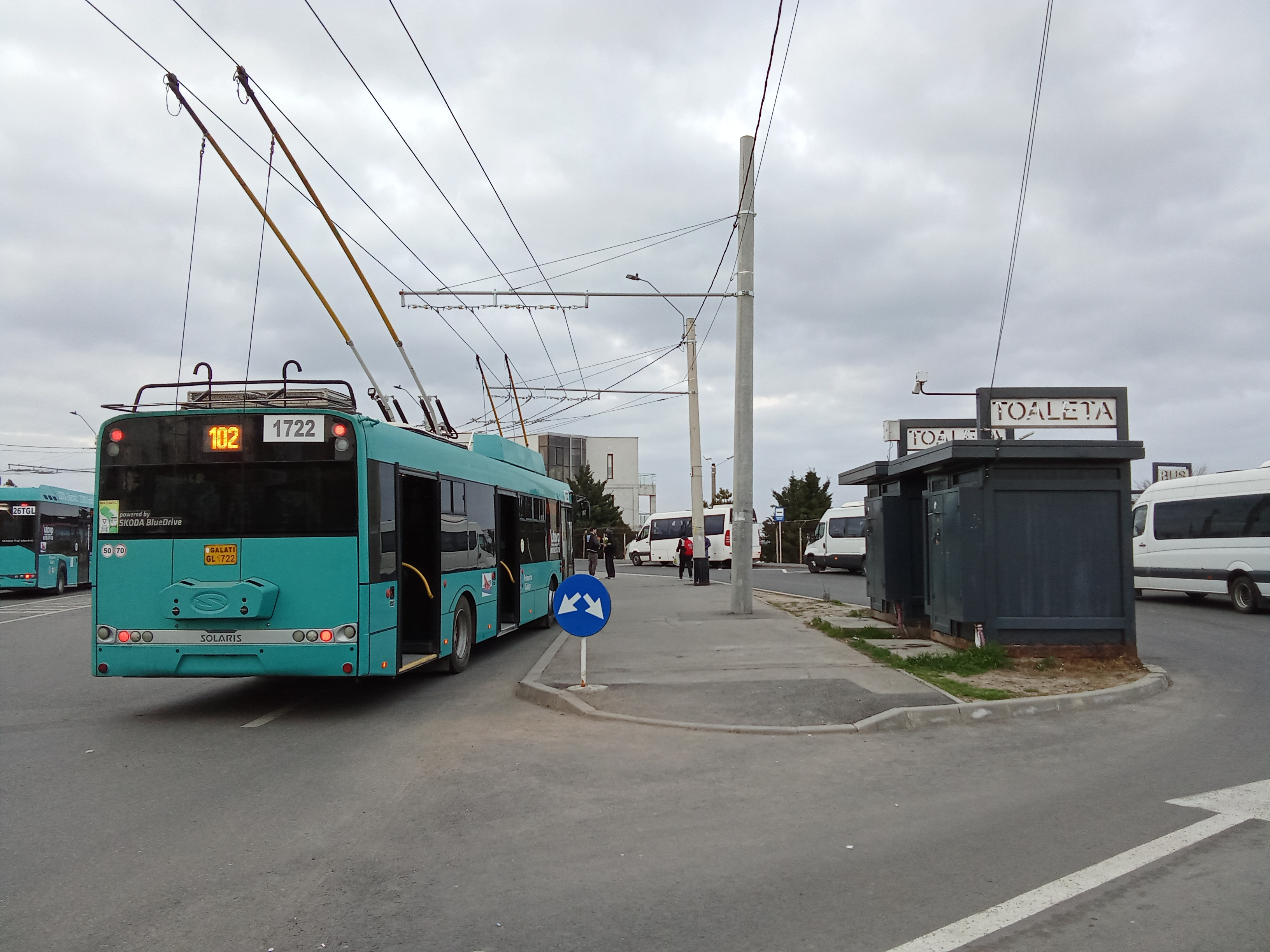 „Avem probleme în a menține curate aceste toalete”. Autorităţile recunosc lipsa soluţiilor