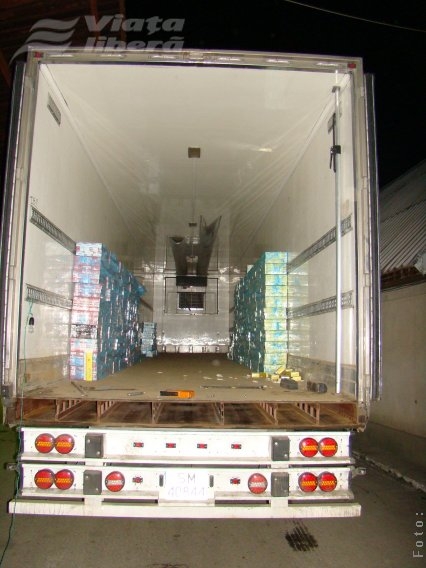 Captură impresionată de ţigări la Oancea