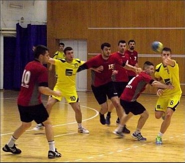 11 TRANSFERURI pentru promovarea în PRIMA LIGĂ/ Handbaliştii de la CSU au un obiectiv îndrăzneţ